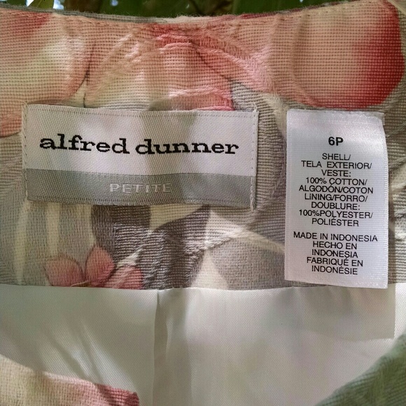 Alfred Dunner Floral Blazer - Picture 4 of 4